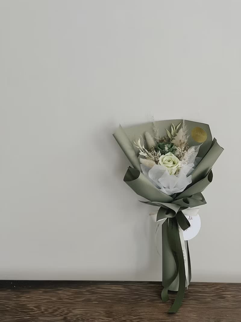 【永生玫瑰花花束】• 情人節/永生玫瑰花/永生玫瑰花花束/玫瑰花