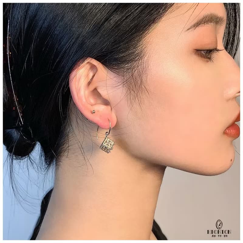 HiOnion原創包金蕾絲方塊法式復古鋯石耳環氣質優雅無耳洞耳夾女