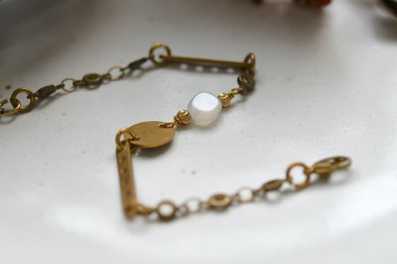 白月光│白玉髓x黃銅 │ 黃銅手鍊