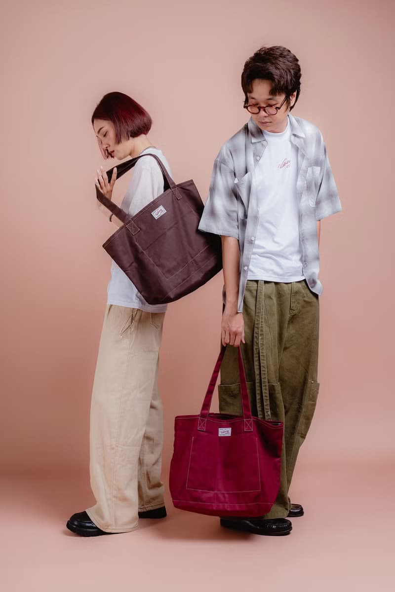 Walking Stitch : Haru Shopping Bag : กระเป๋าช้อปปิ้ง (Maroon, Dark Brown)