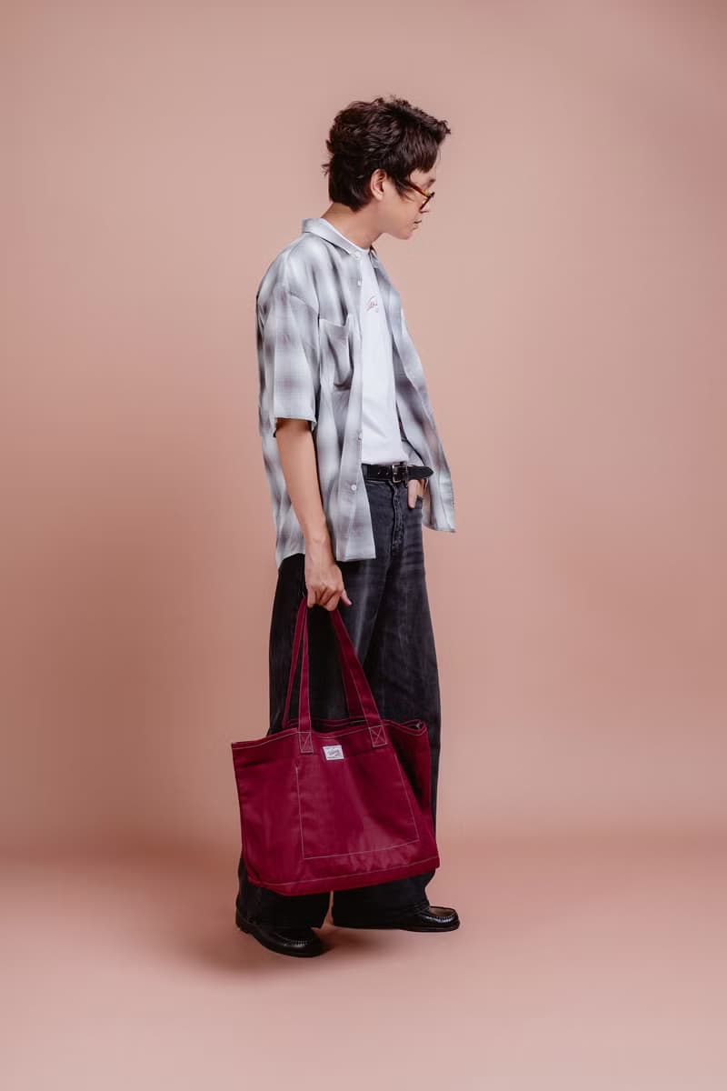 Walking Stitch : Haru Shopping Bag : กระเป๋าช้อปปิ้ง (Maroon, Dark Brown)