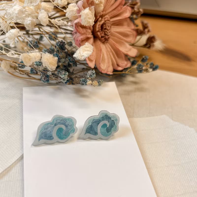 祥雲朵朵 / 古風 / 手繪【熱縮片】耳飾
