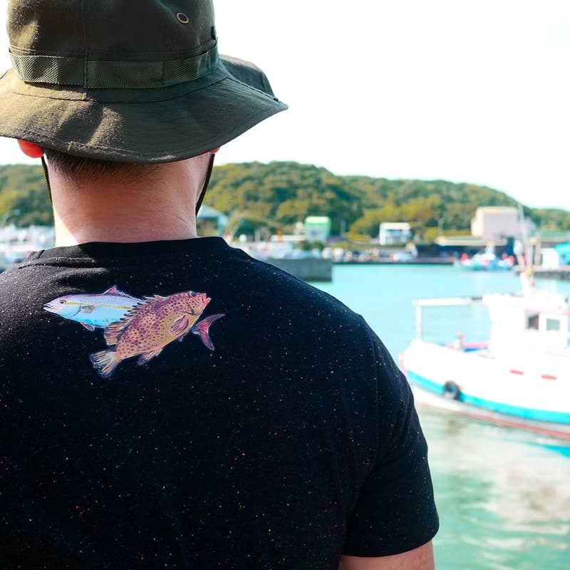 復古 T-shirt－討海人 (麻花黑)　男女皆宜　男生禮物推薦　釣魚