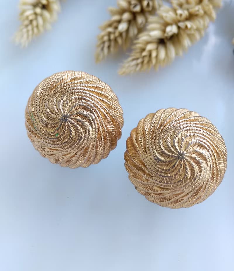 Vintage Jewelry 西洋古董飾品 TRIFARI 簡約 金色調 夾式耳環