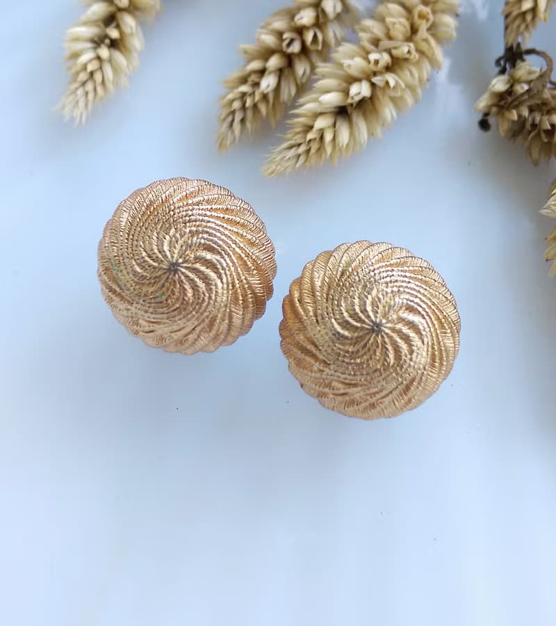 Vintage Jewelry 西洋古董飾品 TRIFARI 簡約 金色調 夾式耳環
