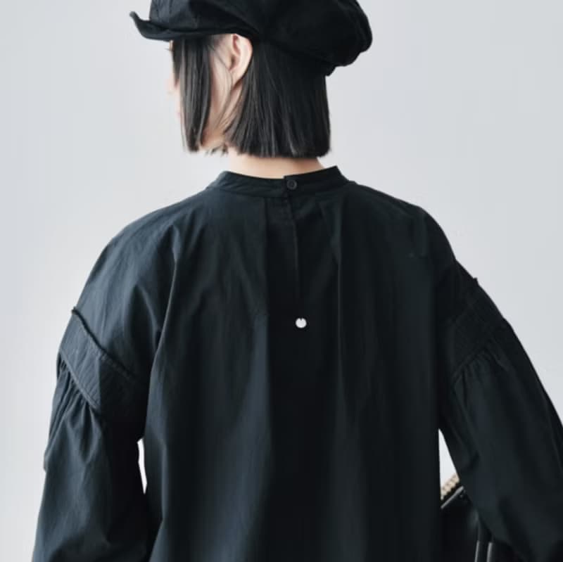 日系純棉小立領黑色長袖上衣