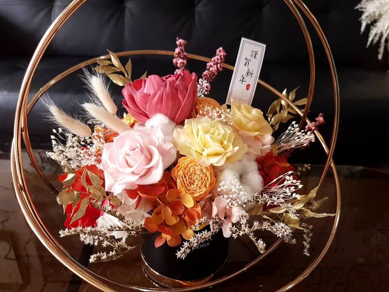 海藏設計│昂列斯特。紅金奢華金環桌花。新年盆花。祝賀花禮