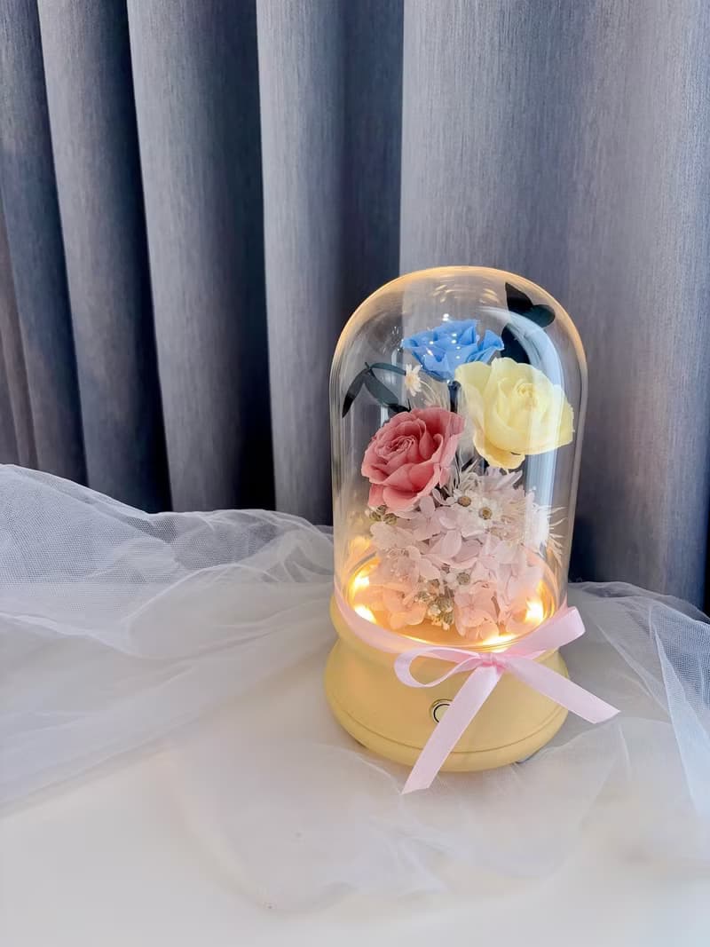 日本永生花夜燈 x 藍芽音響 附禮盒、usb充電線