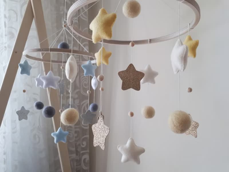 Star & felt balls baby crib mobile, nursery decor, pregnancy gift