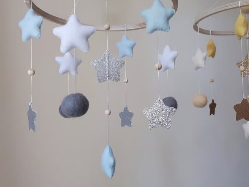 Star & felt balls baby crib mobile, nursery decor, pregnancy gift