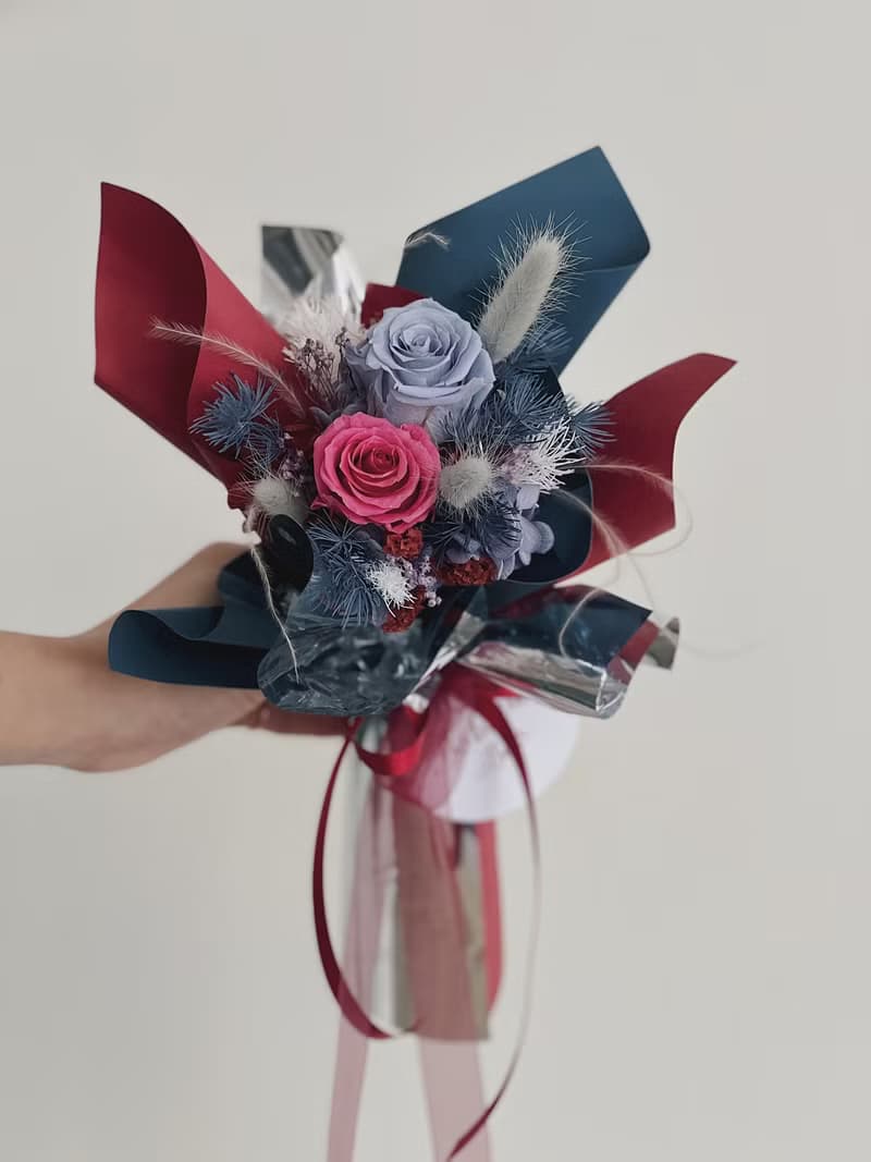【永生玫瑰花花束】• 情人節/永生玫瑰花/永生玫瑰花花束/玫瑰花