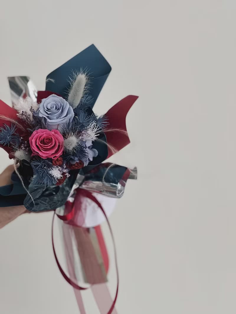 【永生玫瑰花花束】• 情人節/永生玫瑰花/永生玫瑰花花束/玫瑰花