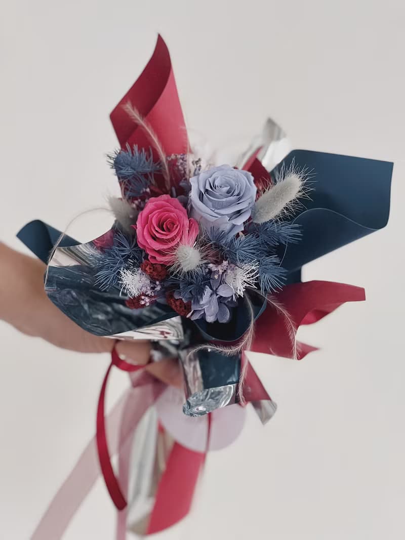 【永生玫瑰花花束】• 情人節/永生玫瑰花/永生玫瑰花花束/玫瑰花