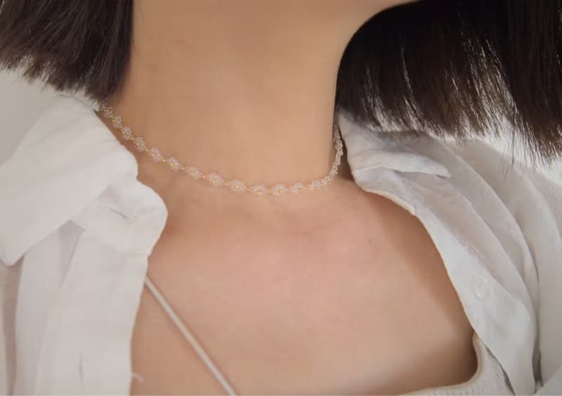 マグネット着脱　ビーズネックレス  【　clear gold　】　チョーカー　フラワーネックレス