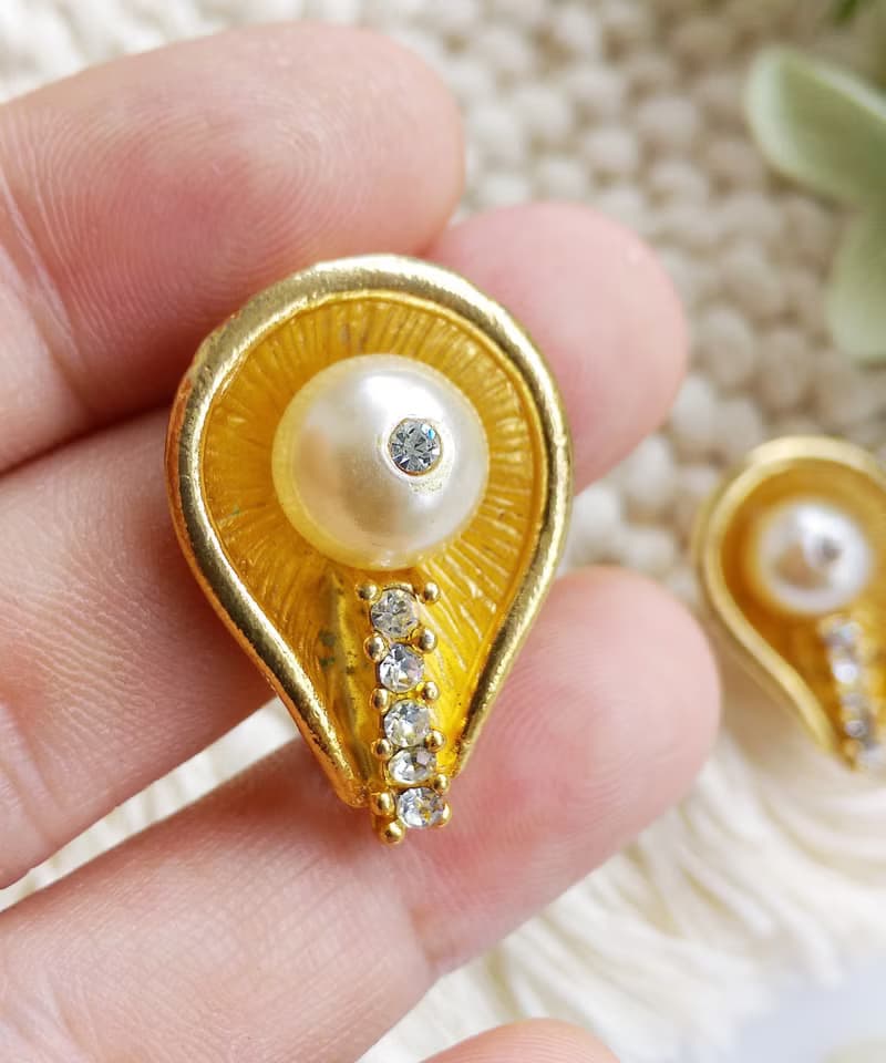 Vintage Jewelry 西洋古董飾品 Napier 金色調 珠鑽摩登 針式耳環