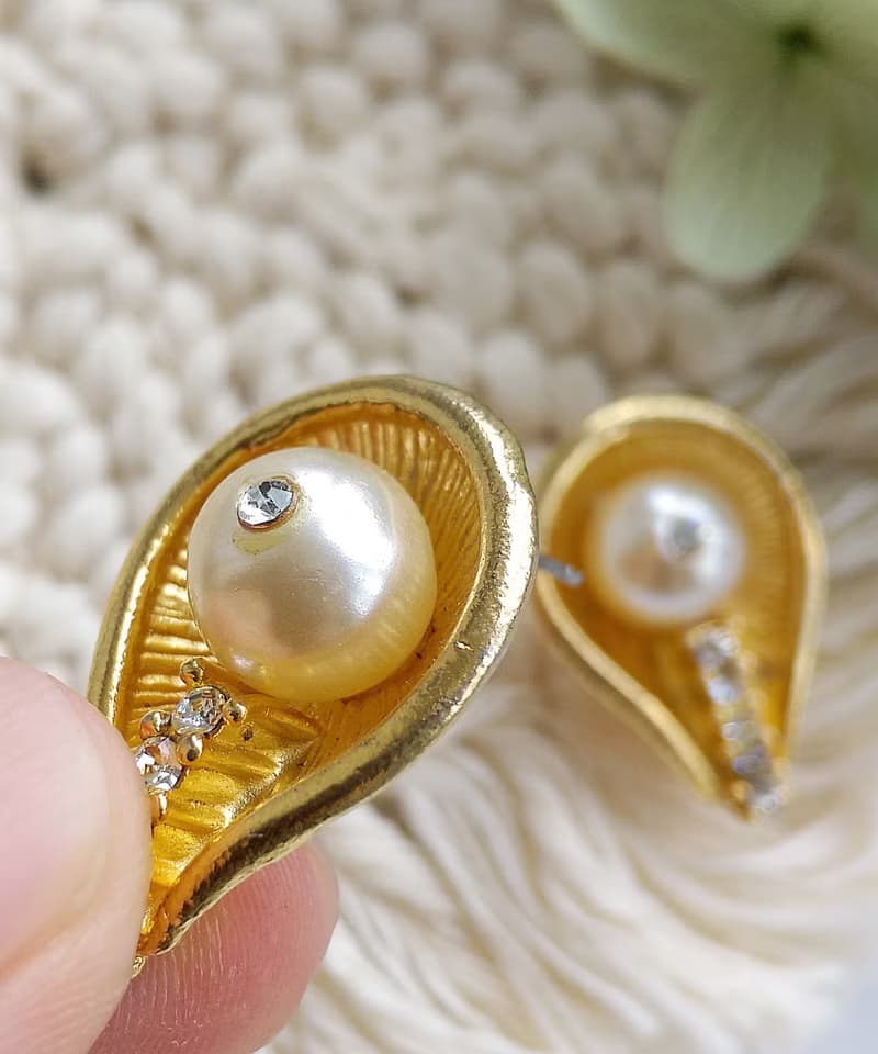 Vintage Jewelry 西洋古董飾品 Napier 金色調 珠鑽摩登 針式耳環