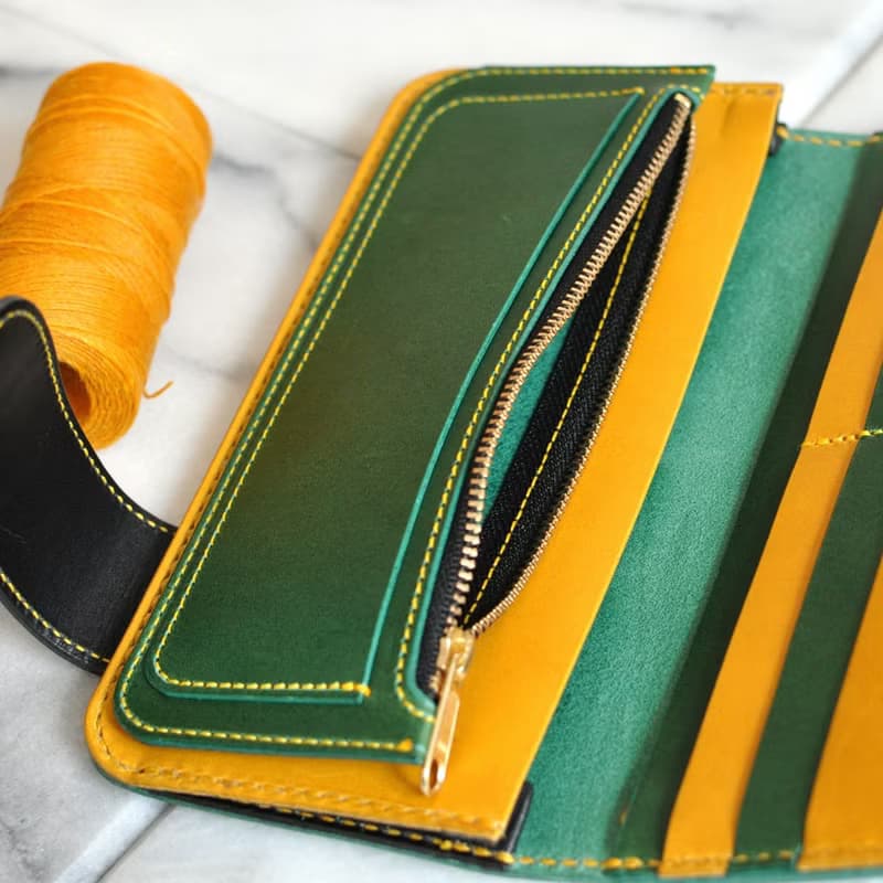 シンプルな長財布A　No.4　ブッテーロ