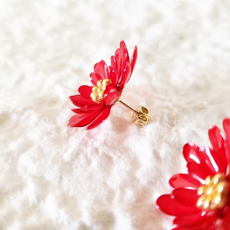 紅菊のピアスorイヤリング
