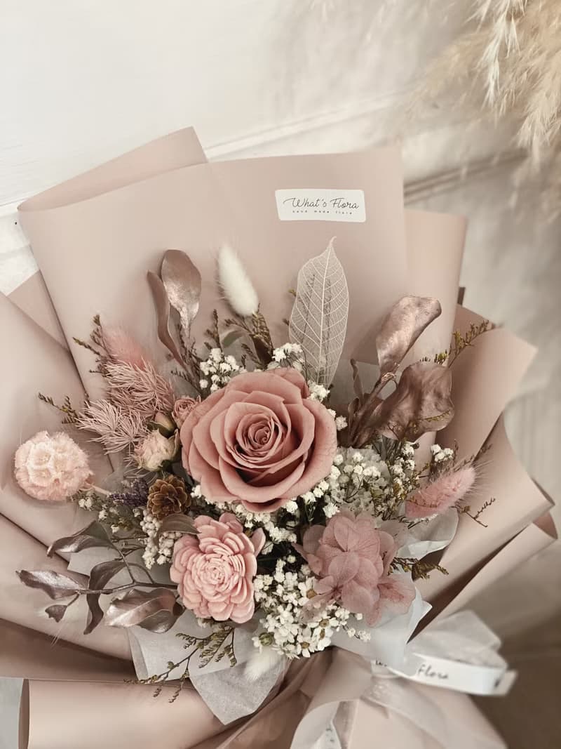 情人節花束\冷霧奶茶金\永生花花束