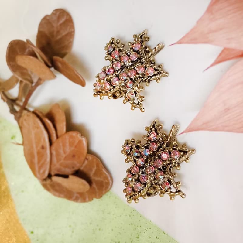 【西洋古董飾品】 藤編美楓葉 透粉萊茵閃鑽 反向 閃爍 耳環 耳夾