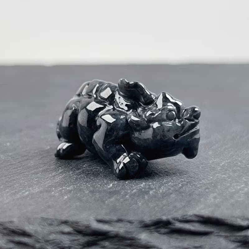 【招財神獸】烏雞翡翠戰神貔貅擺飾項鍊 | 天然緬甸玉翡翠A貨