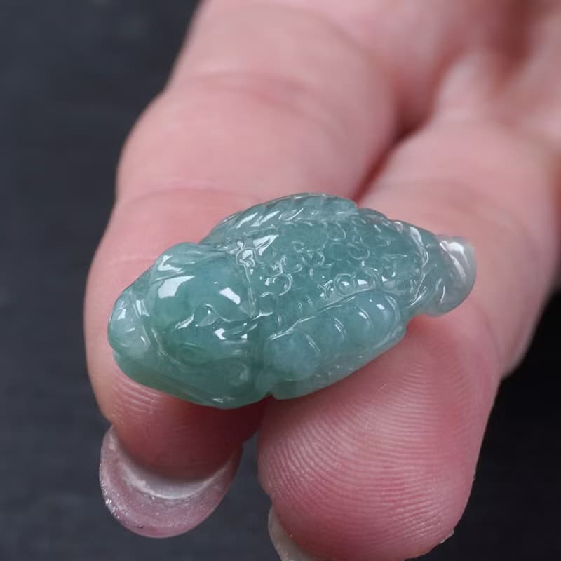 【招財神獸】冰綠翡翠三腳蟾蜍擺飾 | 天然緬甸玉翡翠A貨 | 送禮
