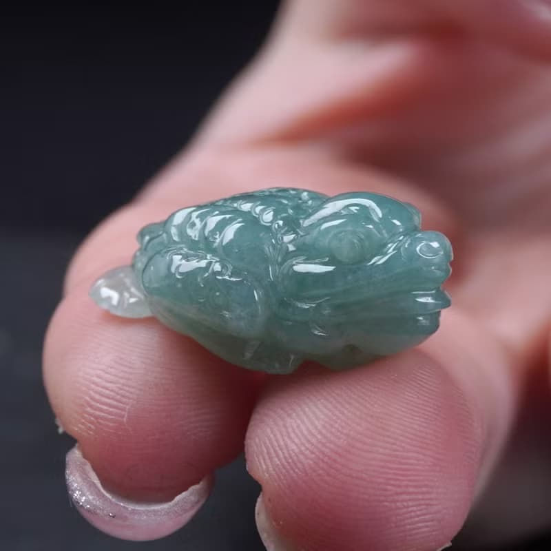 【招財神獸】冰綠翡翠三腳蟾蜍擺飾 | 天然緬甸玉翡翠A貨 | 送禮