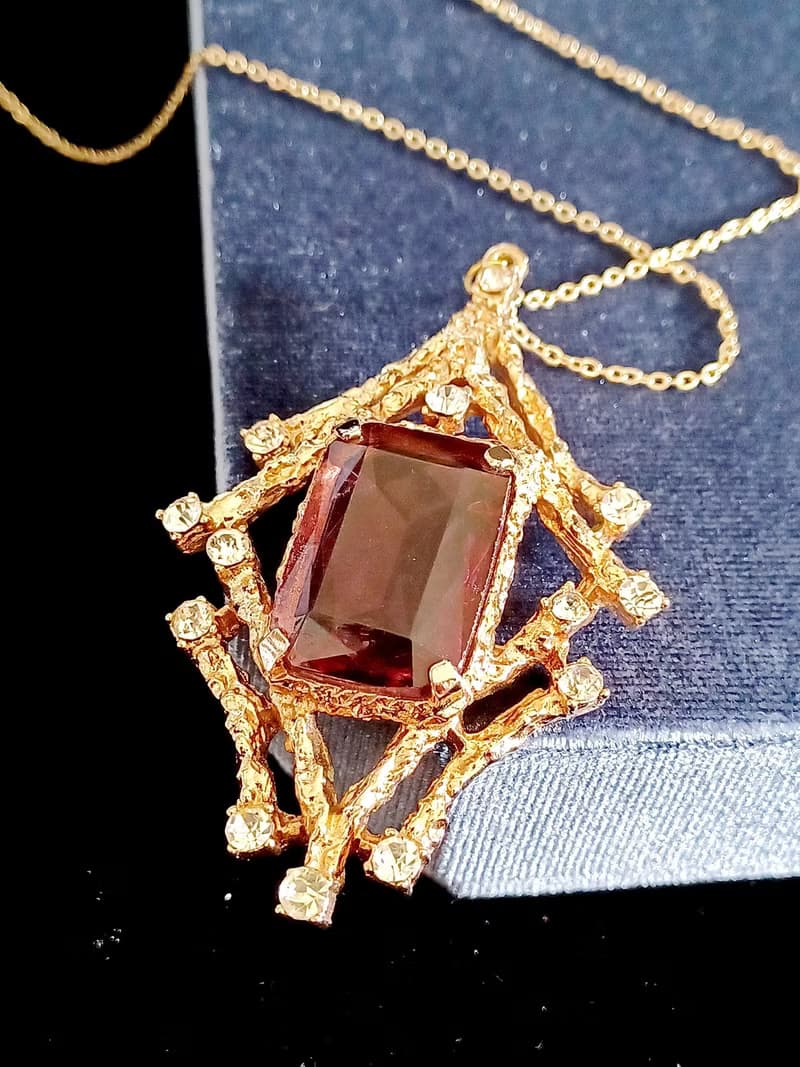 vintage jewelry  Sarah cov 暮光紫色水晶玻璃 項鍊