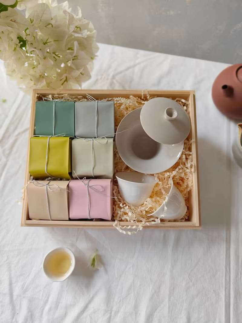 奶白蓋碗與3款獨特茶品