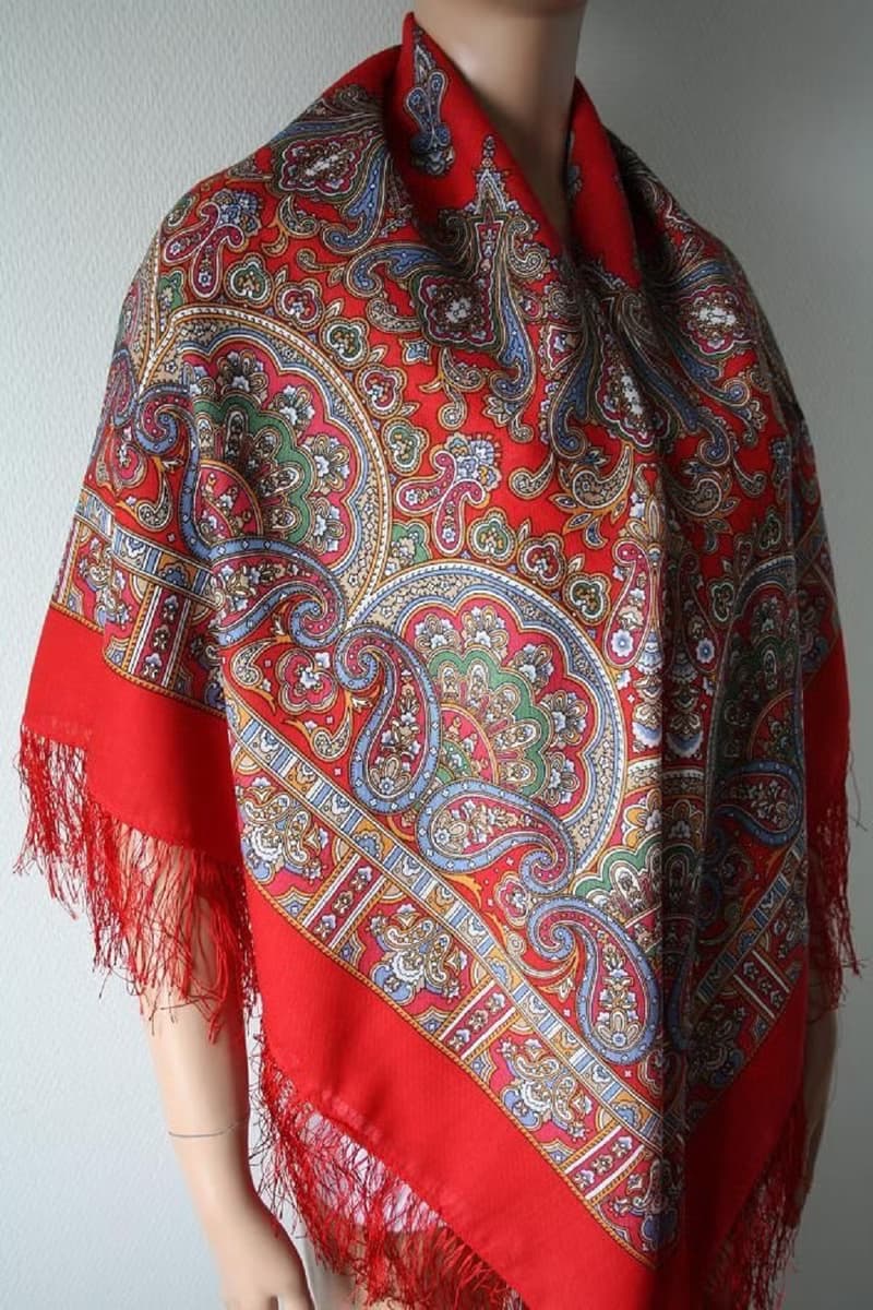 Pavlovo Posad Russian Shawl 100% Wool Scarf 125x125 cm Wrap Silk Fringe 1581-5