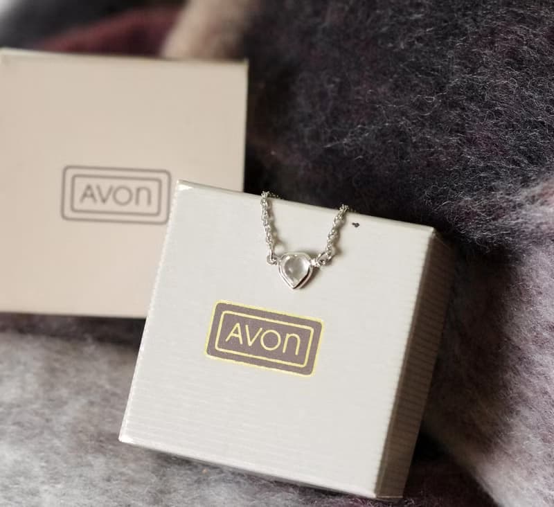 古董AVON銀色透明愛心萊茵石手鍊 原裝盒 1985年 BR254