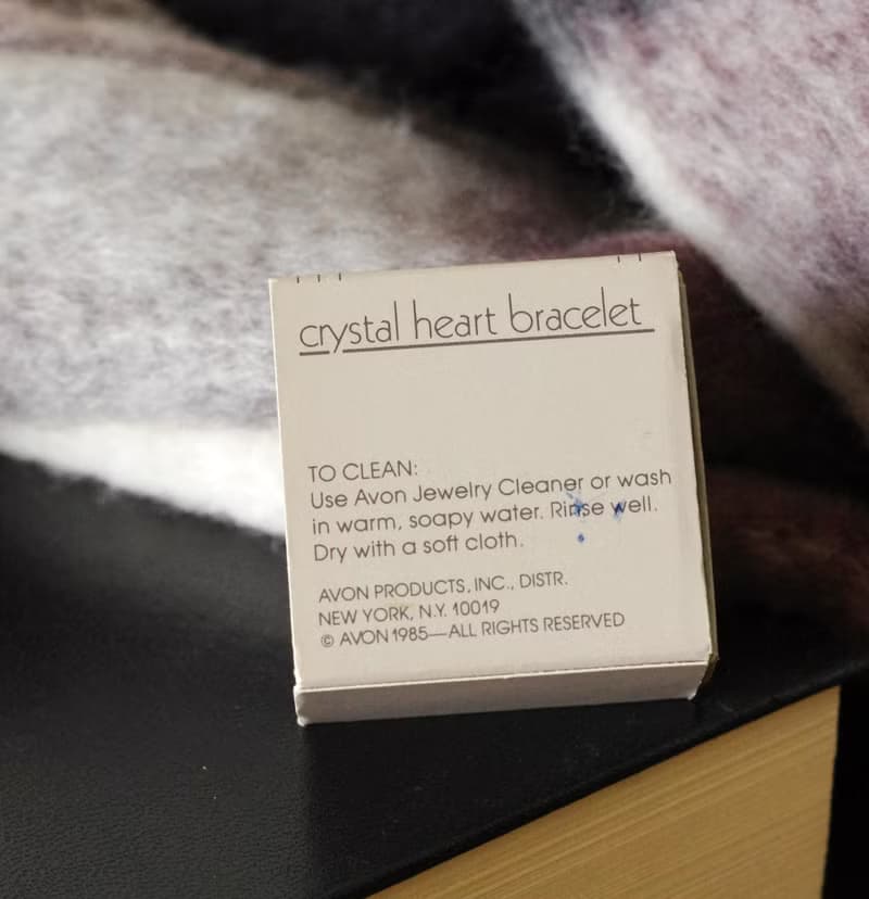古董AVON銀色透明愛心萊茵石手鍊 原裝盒 1985年 BR254