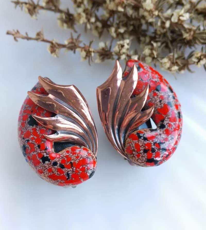 Vintage Jewelry 西洋古董飾品 MATISSE Renoir 對稱紅 夾式耳環