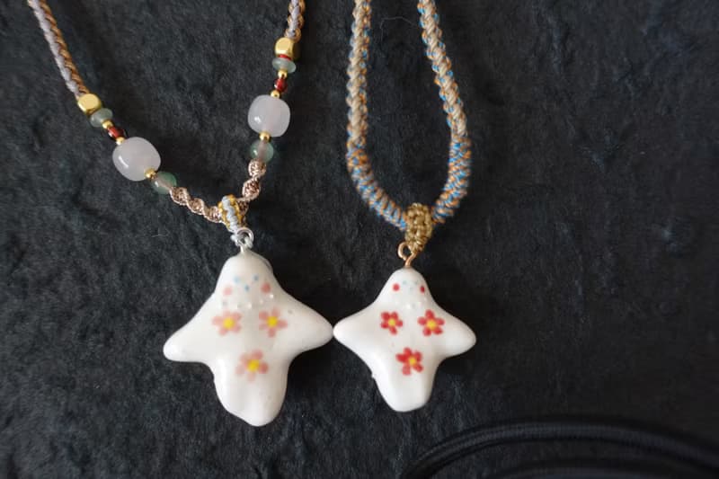 原創手工陶瓷項鏈擁抱抽象可愛串珠配飾小眾吊墜獨特設計飾品禮物