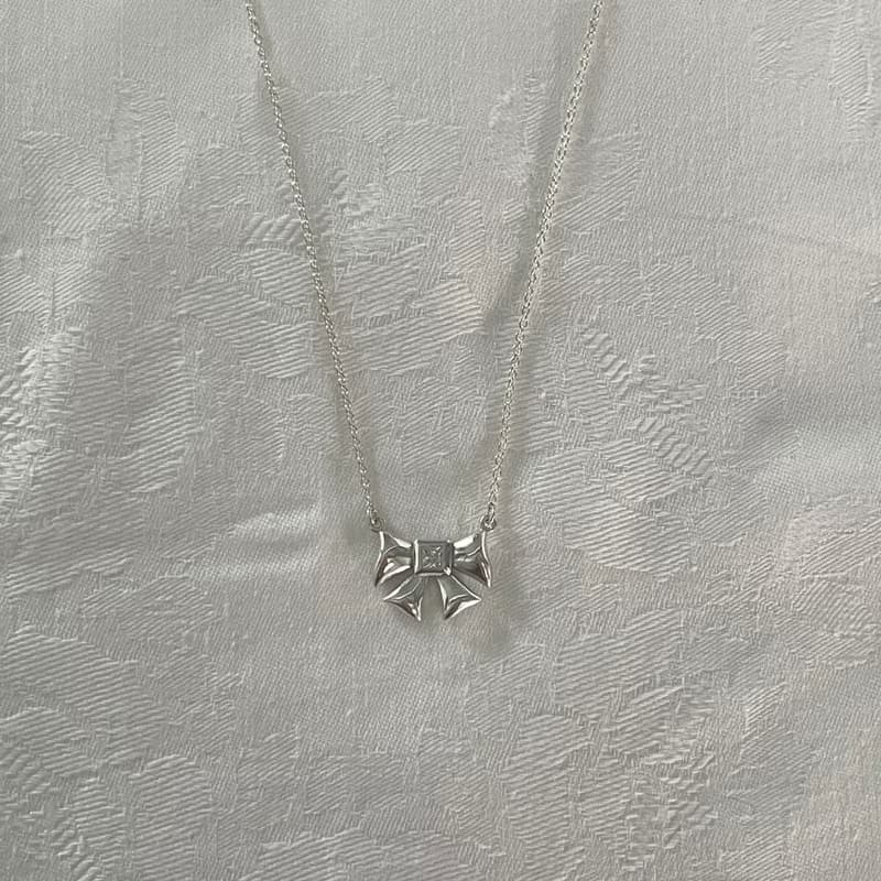 haime witty ribbon necklace (3mm cubic)