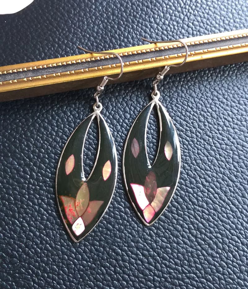 Vintage Jewelry 西洋古董飾品  長馬眼 粉貝 耳勾 針式耳環