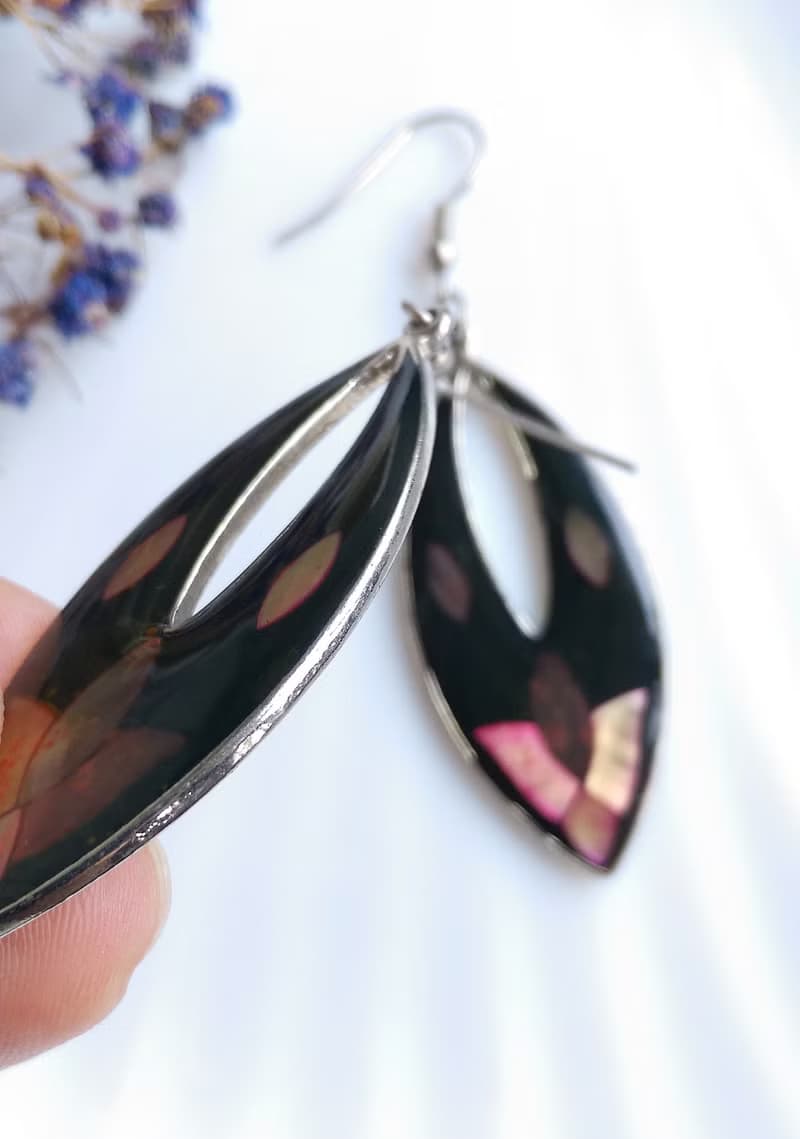 Vintage Jewelry 西洋古董飾品  長馬眼 粉貝 耳勾 針式耳環