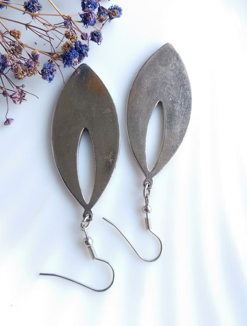Vintage Jewelry 西洋古董飾品  長馬眼 粉貝 耳勾 針式耳環