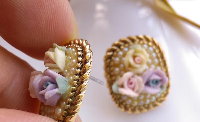 Vintage Jewelry 西洋古董飾品 1928 優美玫瑰 種子仿珠 針式耳環