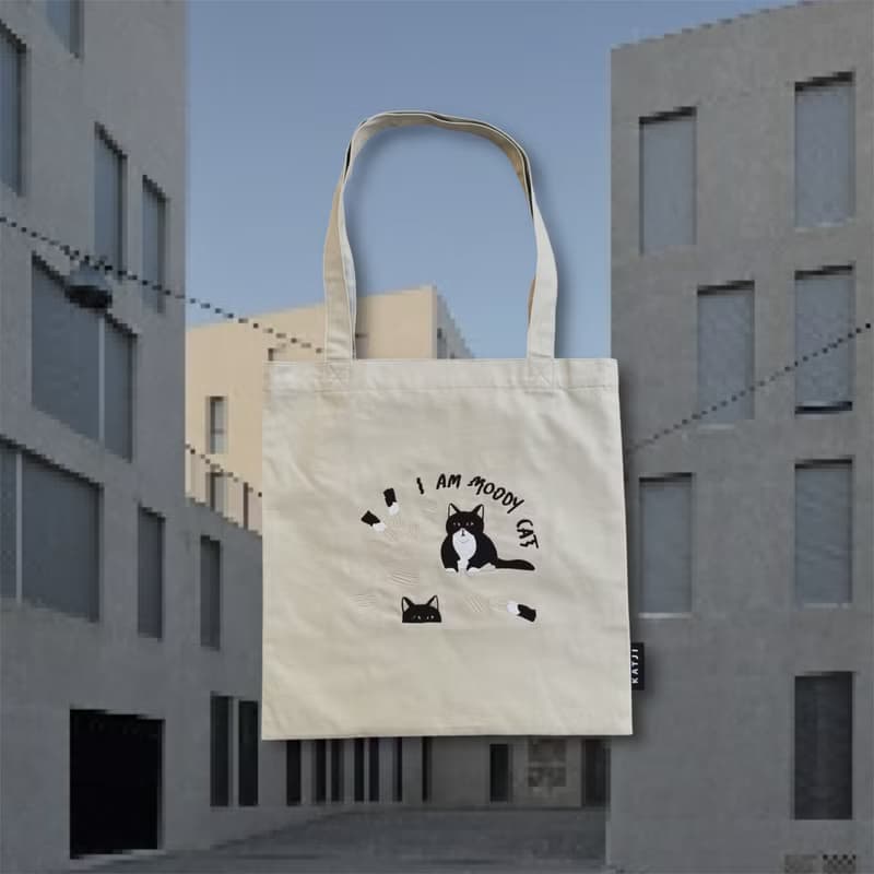 Tote Bag : Moody Cat