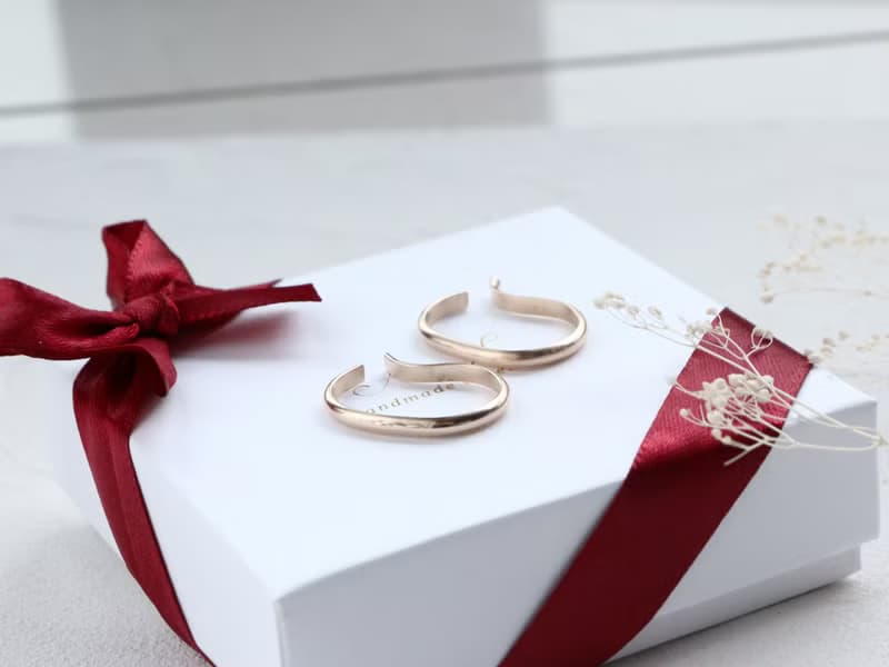 14kgf- wide ear cuff