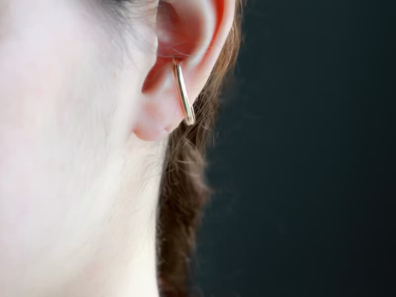 14kgf- wide ear cuff