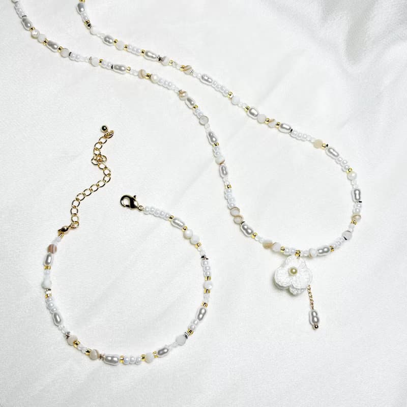 【 原創手作】微鉤小花 項鍊 手鍊 聖誕禮物 聖誕節 蕾絲 鉤針