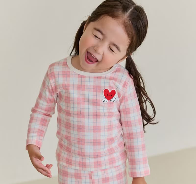 格紋桃紅愛心-舒棉雲柔衣長袖韓國童裝-K52609