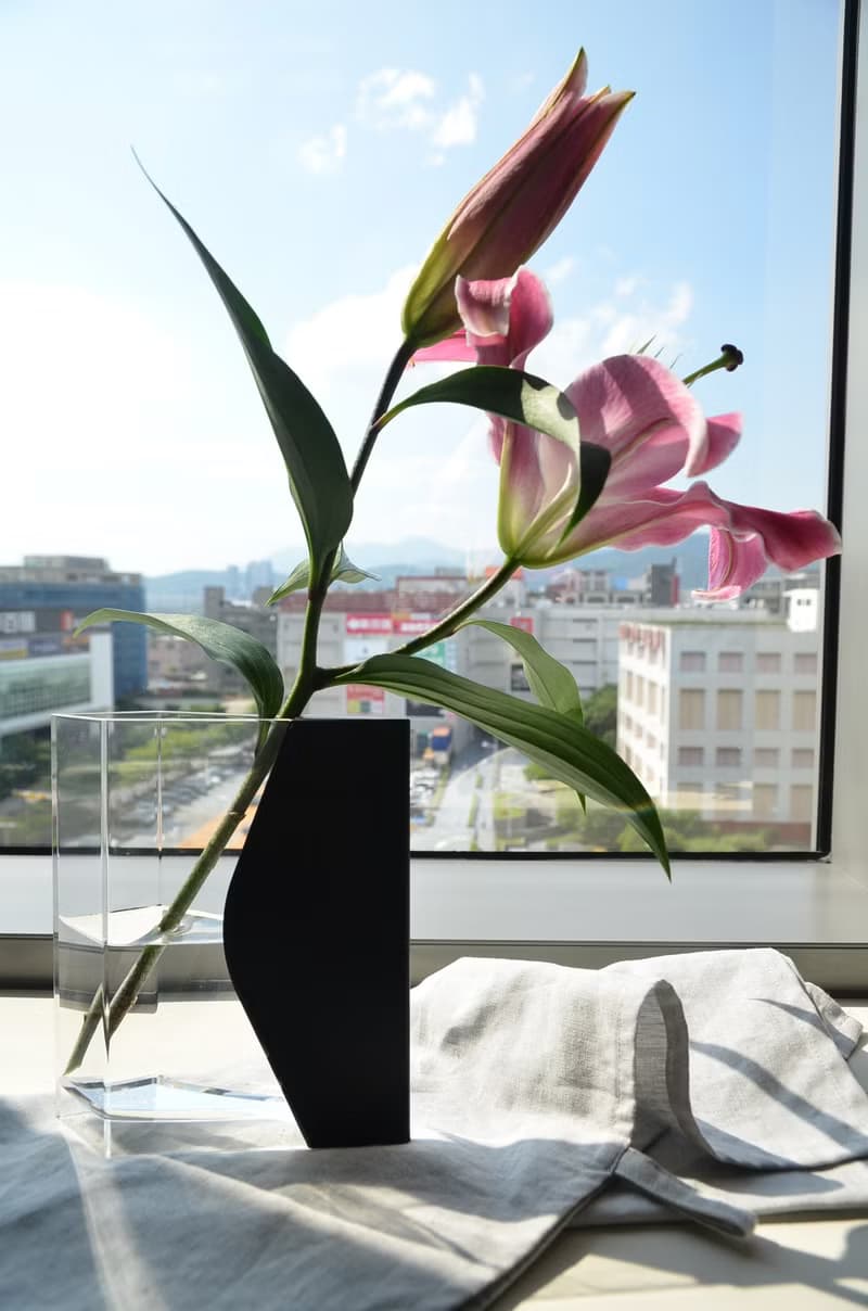 藍傢花器INFINITY VASE (黑色)