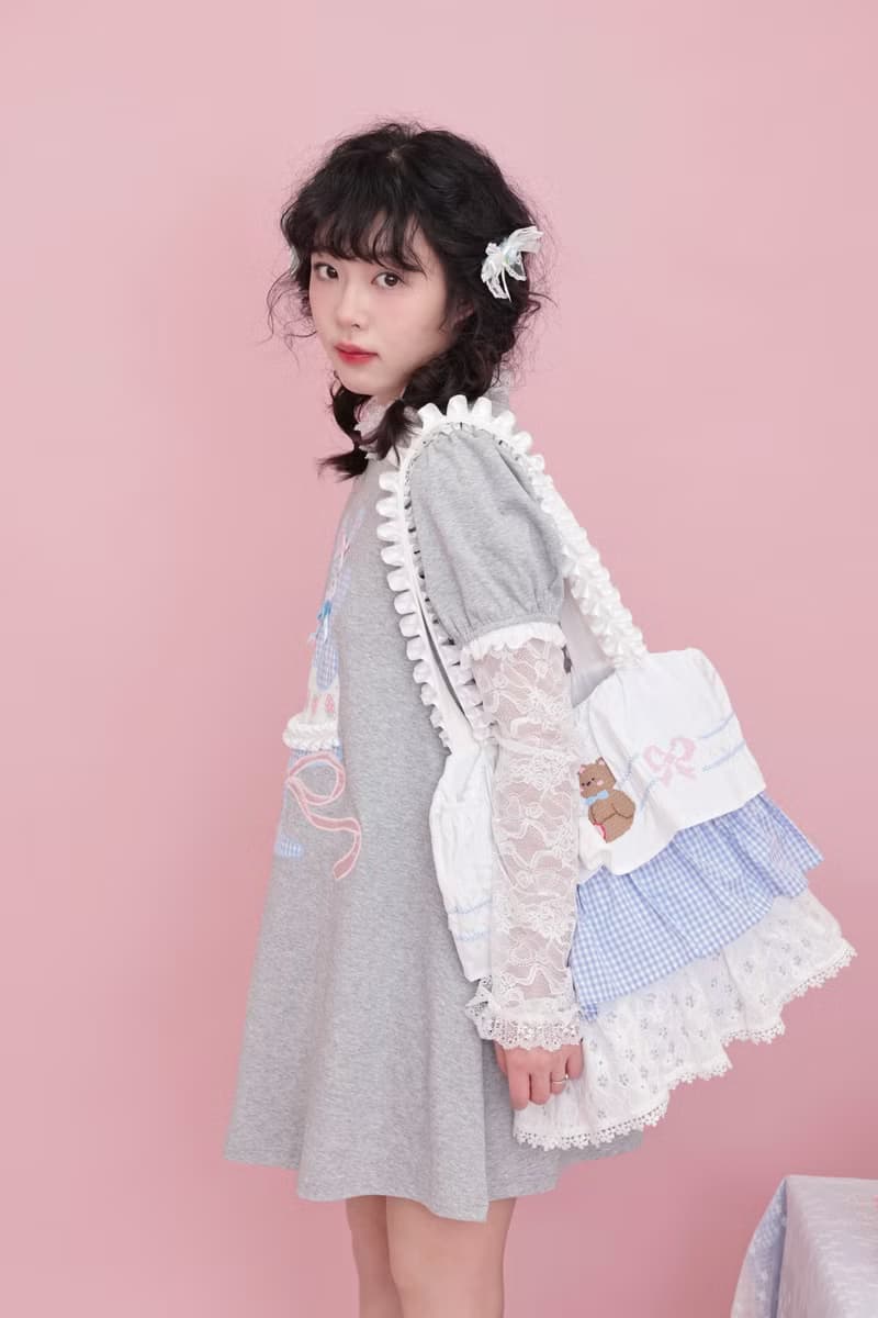 甜美少女 花邊玫瑰蝴蝶結 蕾絲上衣