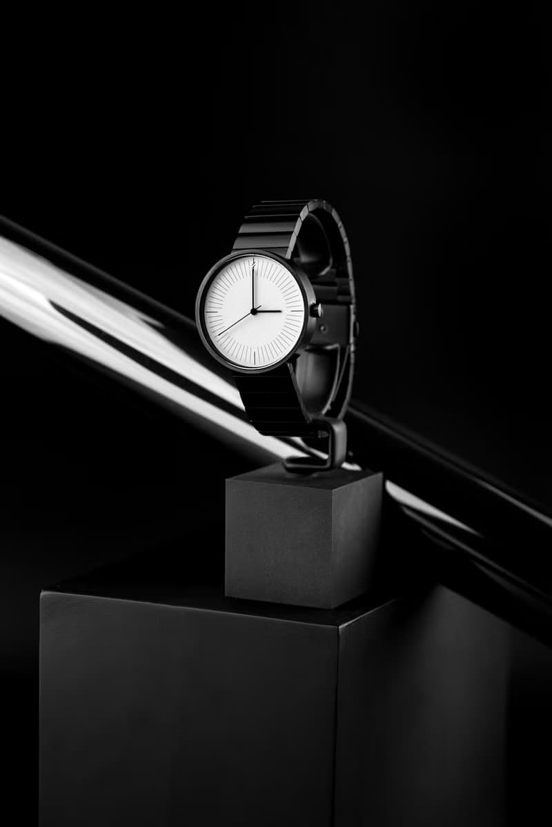 Monochrome Graphite
