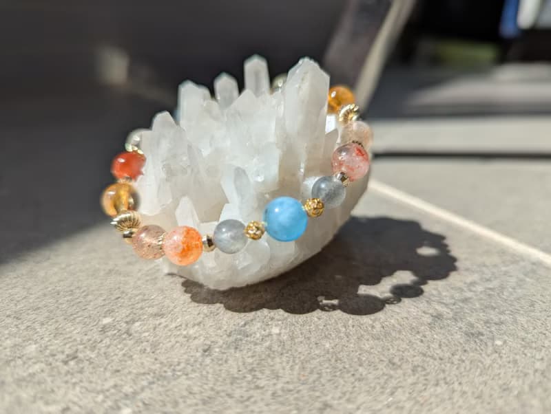 海藍寶x拉長石x紅膠花x黃水晶x阿魯沙 設計手鍊【8mm】