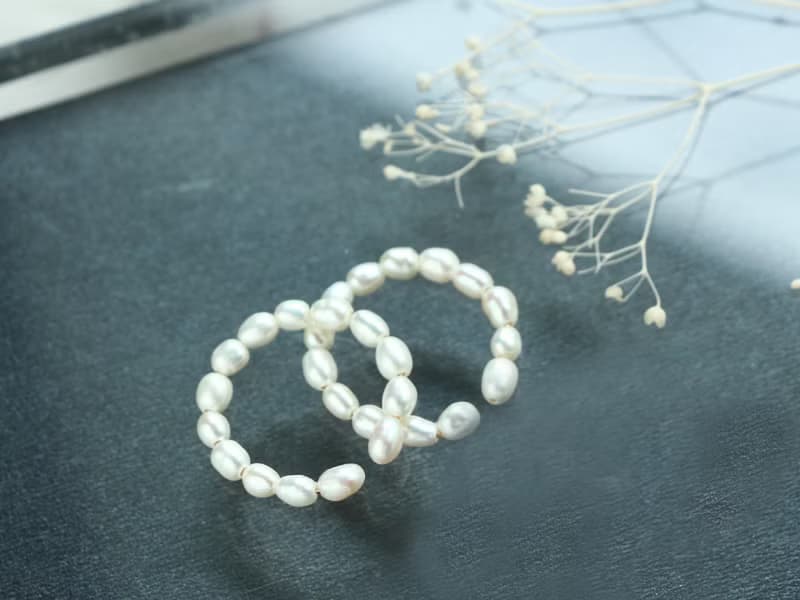 14kgf- rice pearl ear cuff