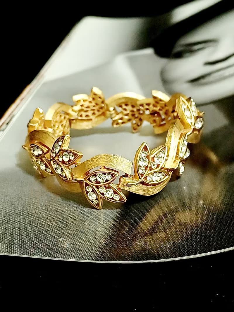 vintage jewelry  Trifari 華麗金色纏枝萊茵葉 手鍊